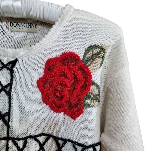 Donnkenny Classics Vintage Women’s Embroidered Pullover Sweater Size Medium - Picture 4 of 10